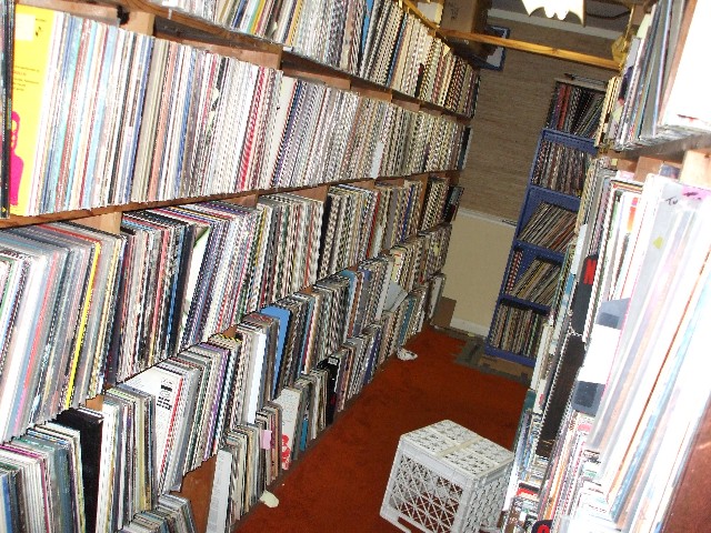 http://hosting.kyozou.com/greatescapeonline/stockmain.jpg